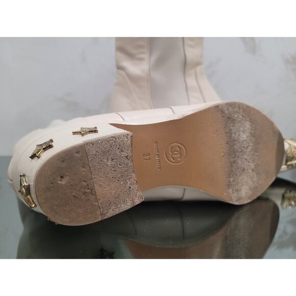 Chanel Paris-Dallas Beige Leather Ankle Boots - Size 37 - Picture 13 of 16